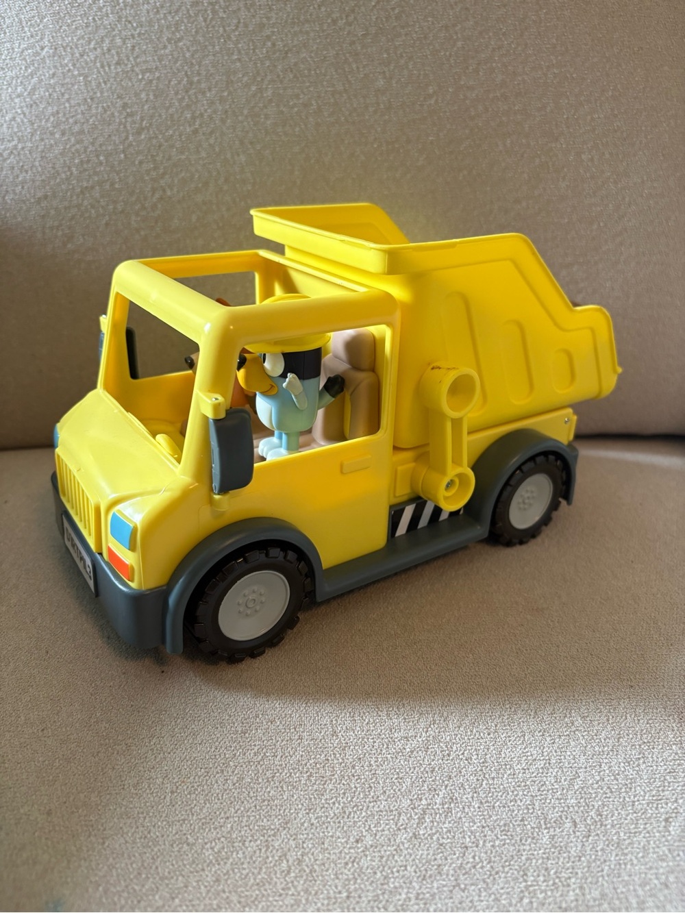 Bluey Dump Truck